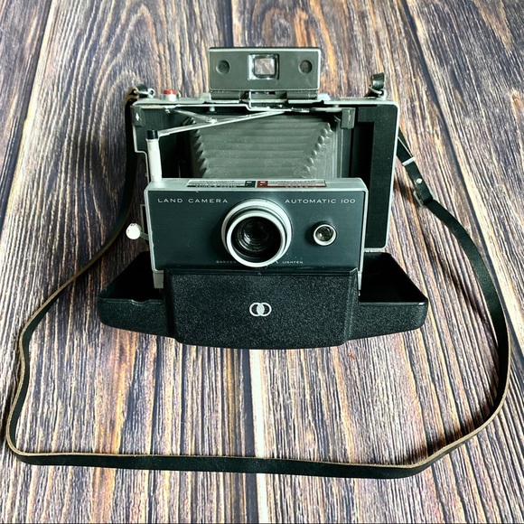 Polaroid Other - Vintage 60’s Polaroid 100 Instant Film Land Camera